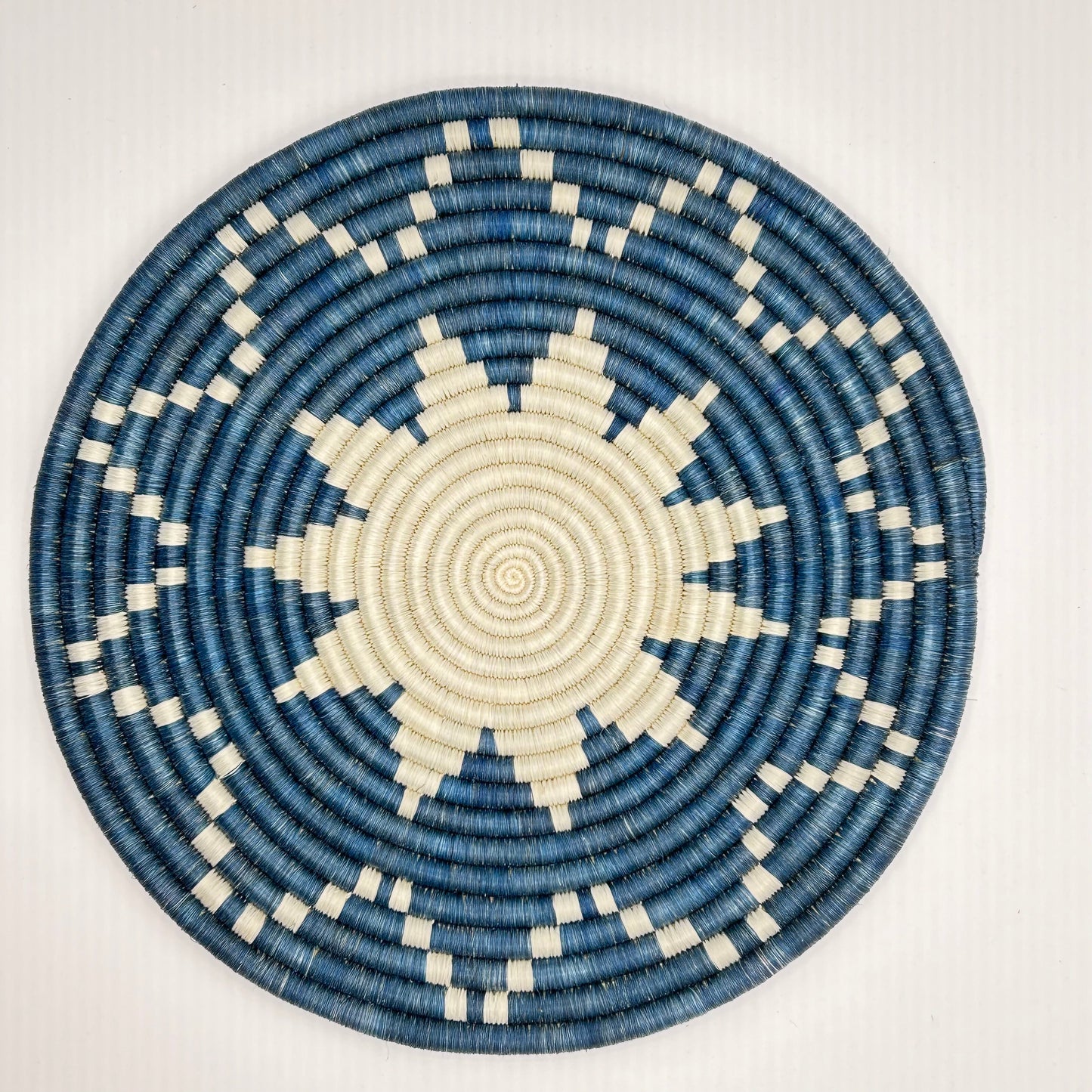 Viringo Wall Hanging - Blue & White - Medium