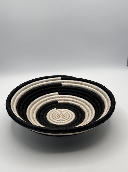 Bakuli Handwoven Bowl - Black & White - Medium