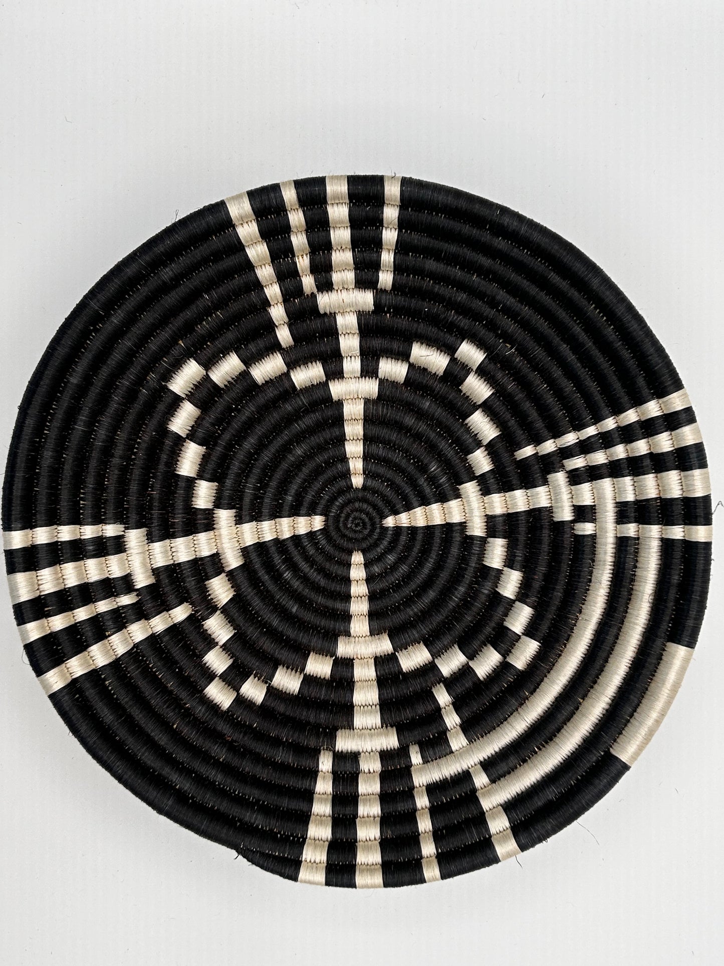 Bakuli Handwoven Bowl - Black & White - Medium