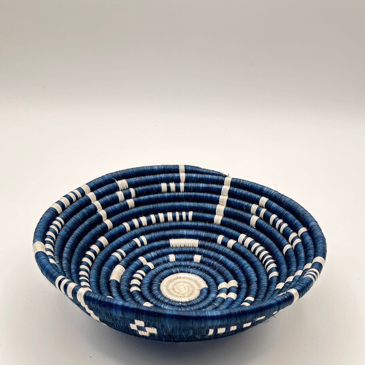 Bakuli Handwoven Bowl -Navy Blue & White Mini